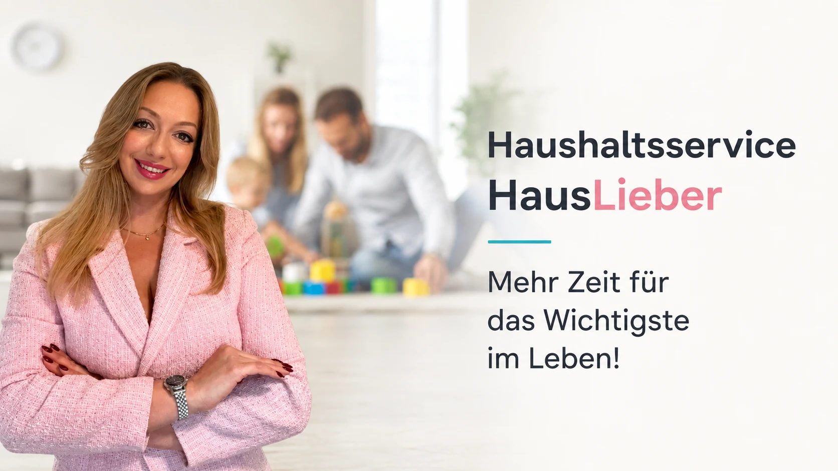HausLieber – Mehr Zeit für das Wichtigste im Leben. Porträt der Inhaberin vor einem Familienmotiv.